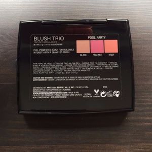 Anastasia Beverly Hills Makeup - Anastasia Beverly Hills Blush Trio Anastasia Beverly Hills Makeup - Anastasia Beverly Hills Blush Trio